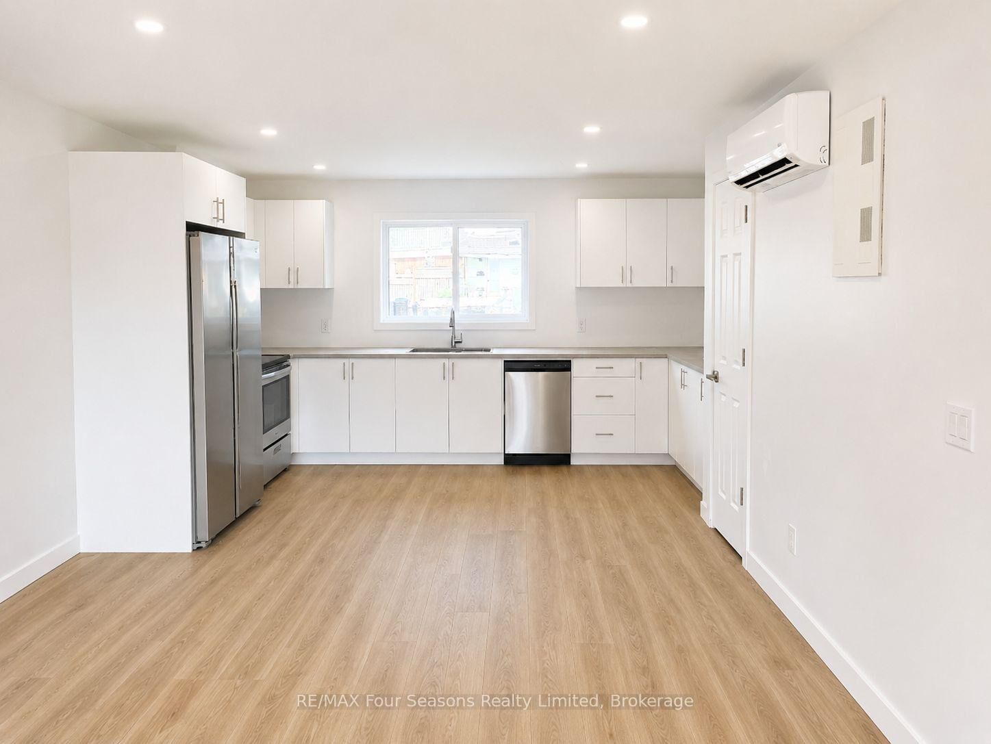 Property Photo: 7708 Poplar Side Road 1 ON L9Y 0G5