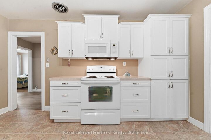 Property Photo: 175 Brock Street ON N7A 1R4