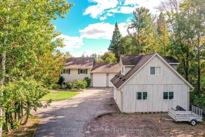 Property Photo: 3371 Lake St. George Boulevard ON L0K 2B0