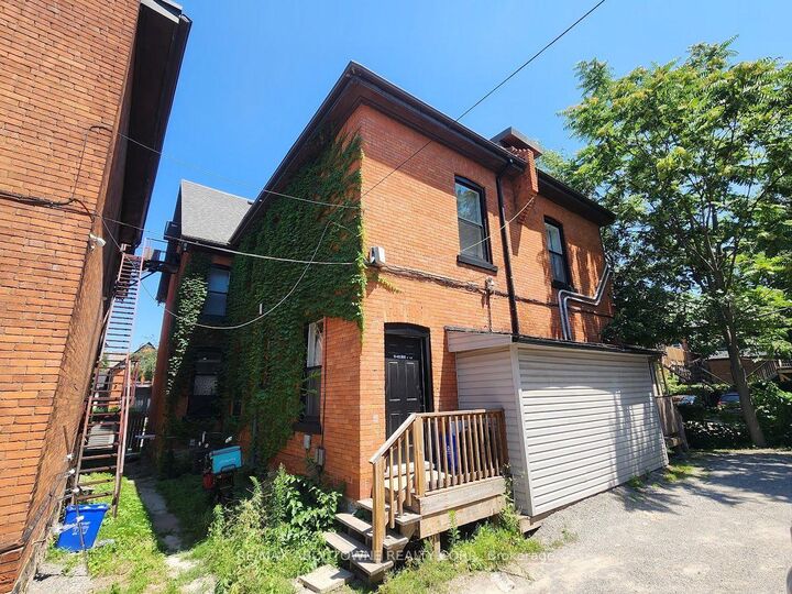 Property Photo: 498 Main Street E 1B ON L8N 1K7