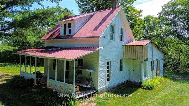 Property Photo: 3332 Matawatchan Road ON K0J 2R0