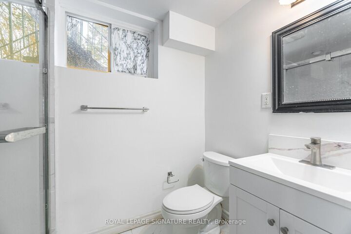 Property Photo: 406 Tamarack Drive Main ON N2L 4G6