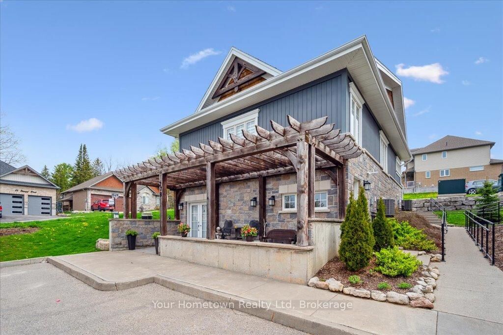 Property Photo: 27 Stumpf Street 27B ON N0B 1S0
