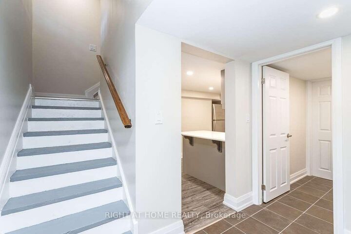 Property Photo: 691 Simcoe Street N Unit C ON L1G 4V6