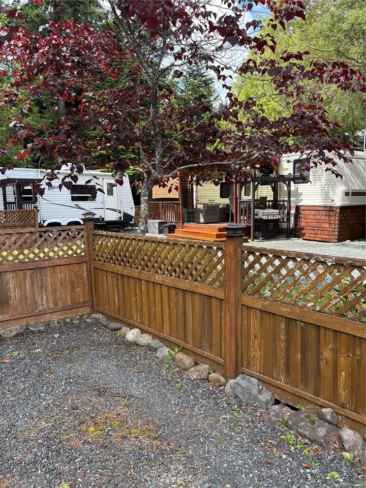 Property Photo: 2650 Turnbull Rd #G9 BC V9K 2R2