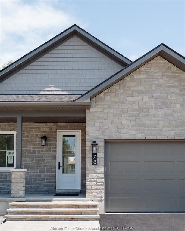 Property Photo: 78 Rabb Street ON K7A 0L6