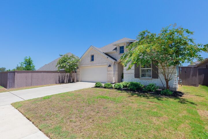 Property Photo:  360 Jefferson Drive  TX 78640 