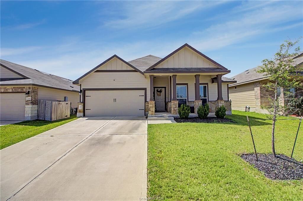 Property Photo: 5266 Montague Loop TX 77807
