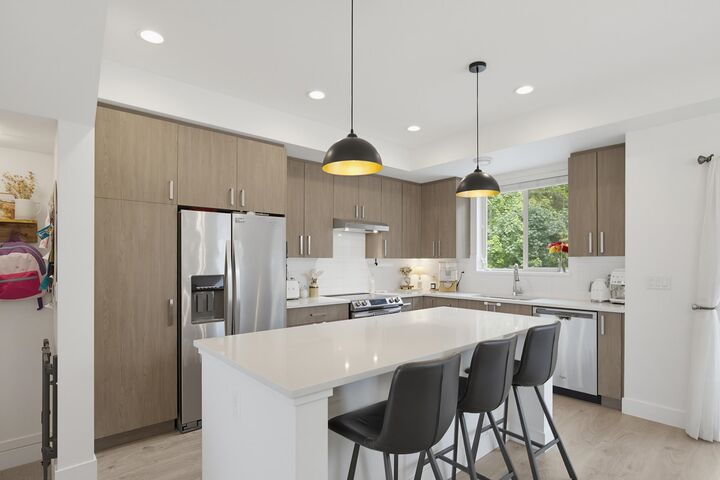 Property Photo: 34230 Elmwood Drive 38 BC V2S 0J1