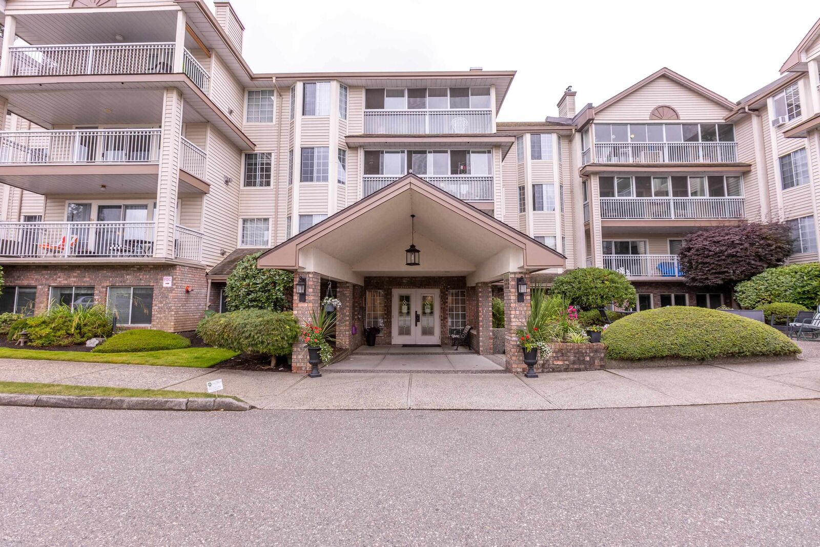 Property Photo: 2491 Gladwin Road 205 BC V2T 2N8