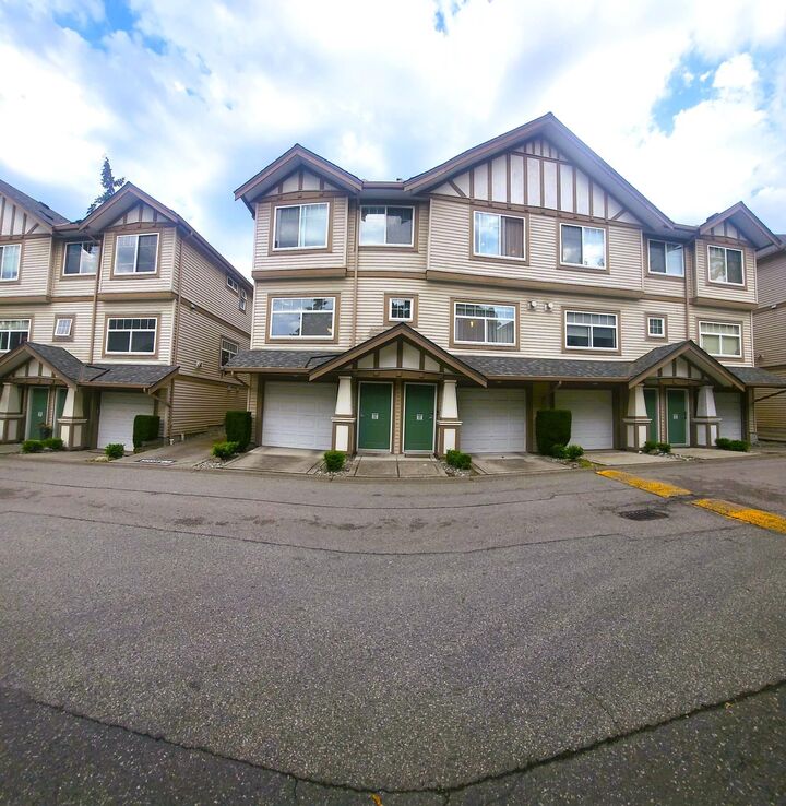 Property Photo: 2678 King George Boulevard 15 BC V4P 1H6