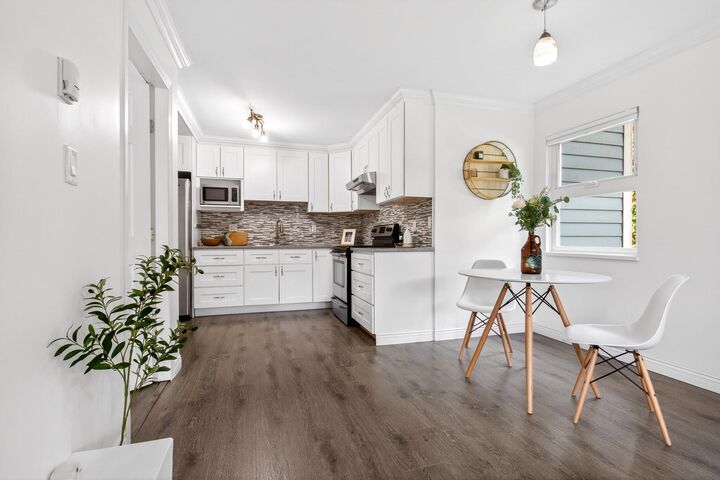 Property Photo: 1122 King Albert Avenue 105 BC V3J 1X7