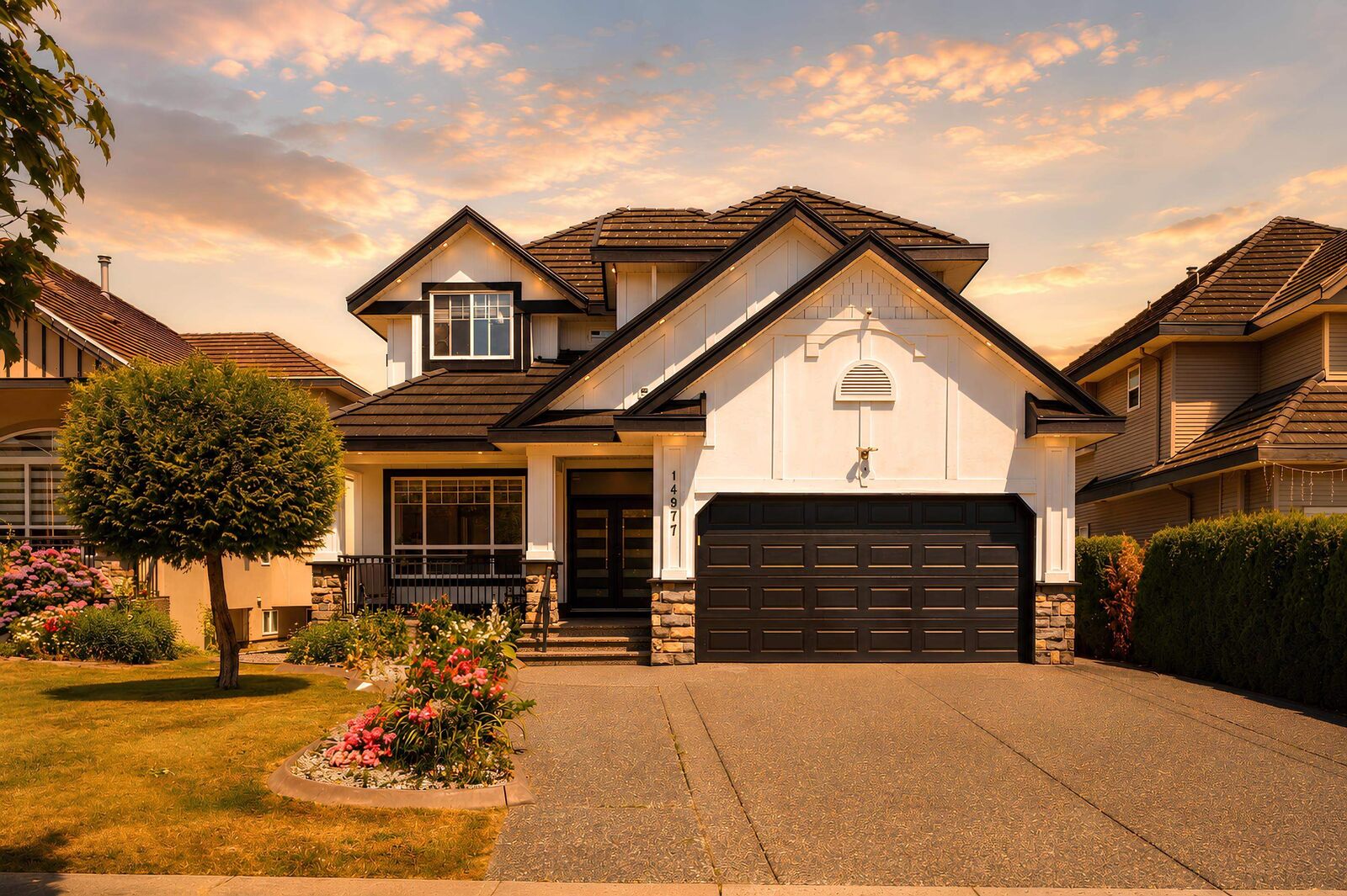Property Photo: 14977 69 Avenue BC V3S 0Y8