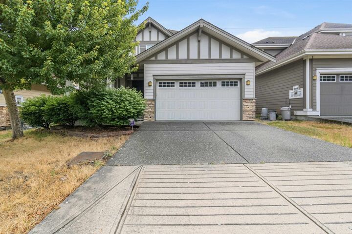 8256 Trondheim Drive — photo 1
