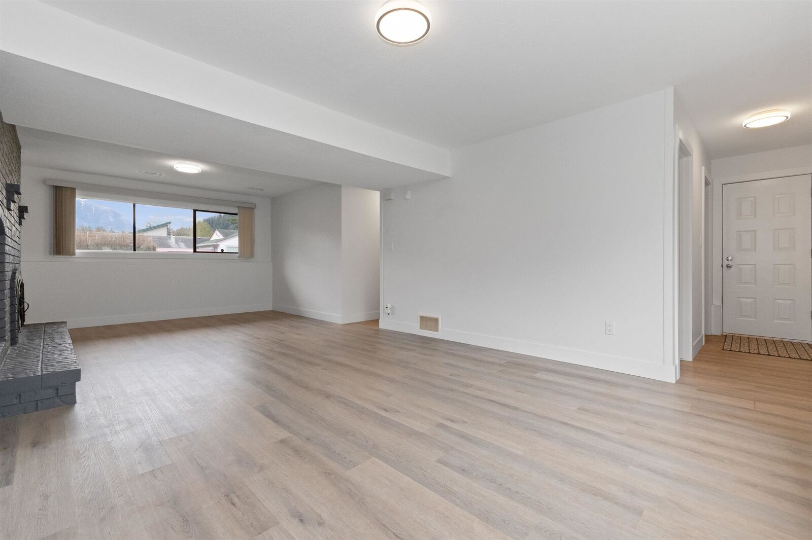 Property Photo:  561 5th Avenue  BC V0X 1L0 