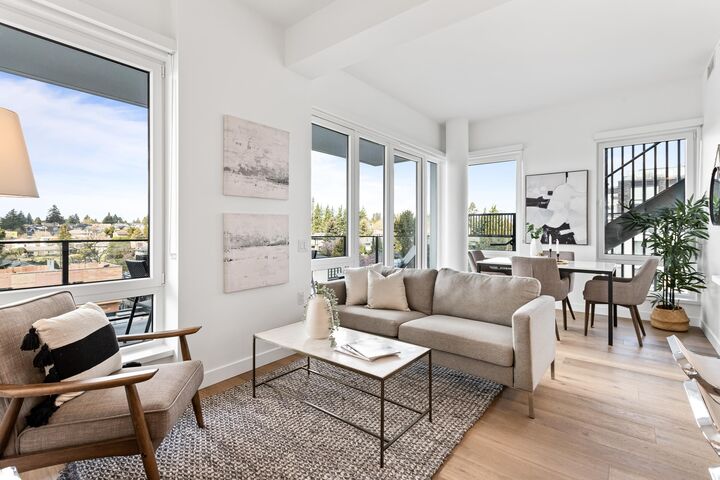 Property Photo: 6859 Cambie Street 603 BC V6P 0M4