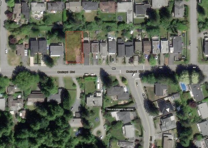 Property Photo:  946 Montroyal Boulevard  BC V7R 2H1 