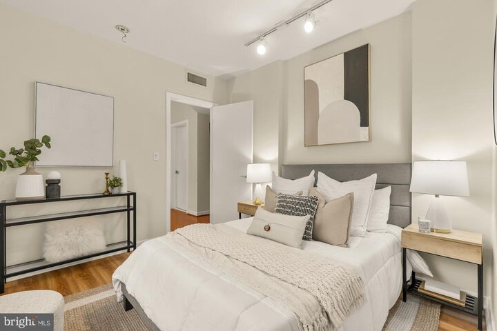 Property Photo: 3534 10th Street NW 200 DC 20010