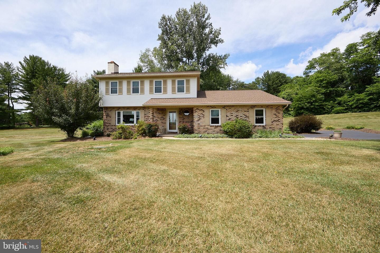 Property Photo: 106 Stephen Lane PA 19465