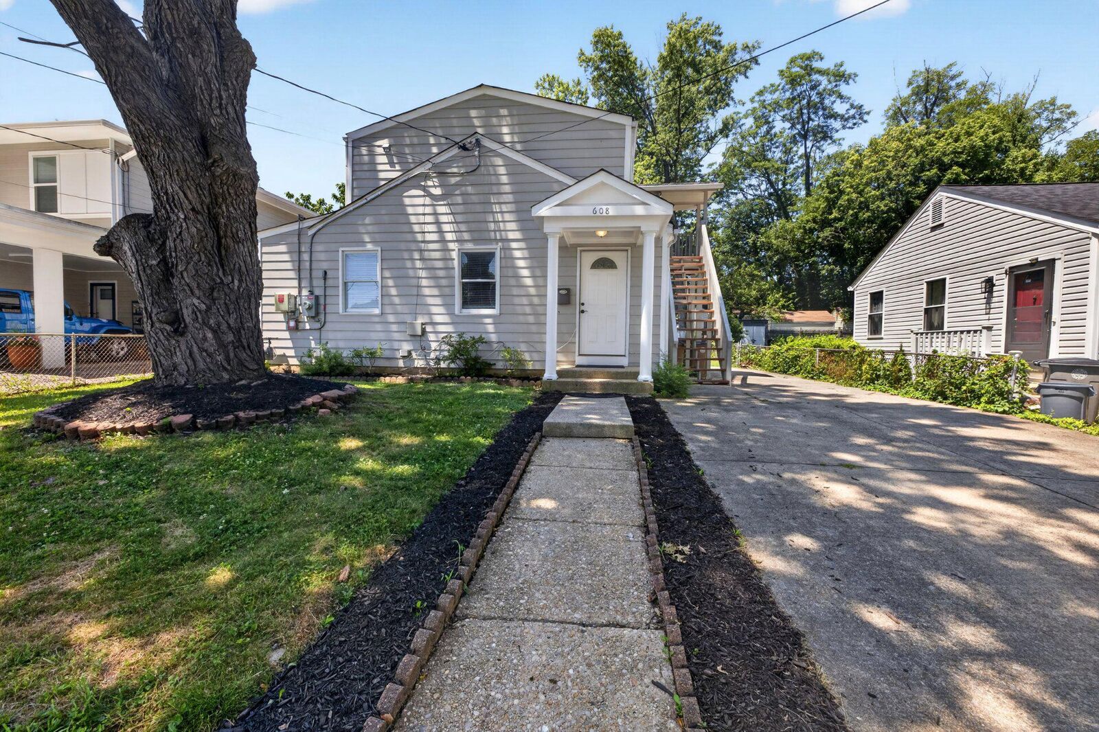 Property Photo:  608 Burgundy Drive  MD 20850 