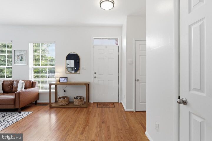 Property Photo: 10000 Darnaway Court VA 20136
