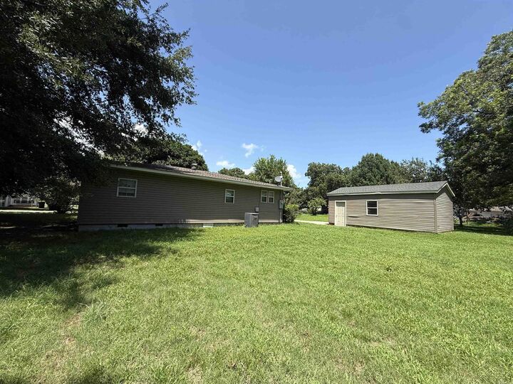Property Photo: 401 Hancock St AR 72411