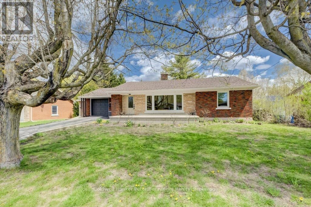 Property Photo:  24 Mullen Drive  ON N0G 2V0 