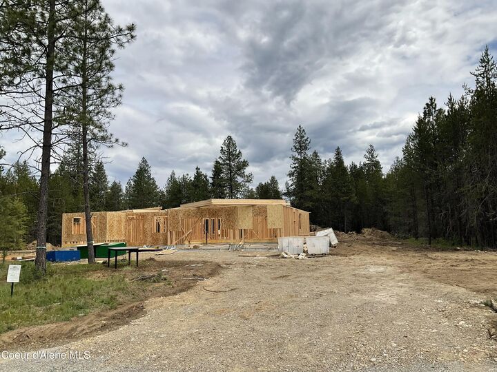 Property Photo:  27174 N Dawson Loop  ID 83801 