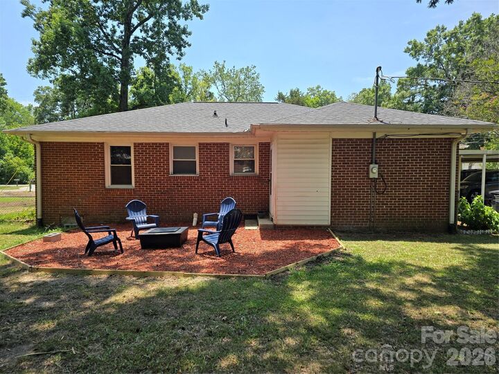 Property Photo: 2493 Oakwood Circle SC 29732