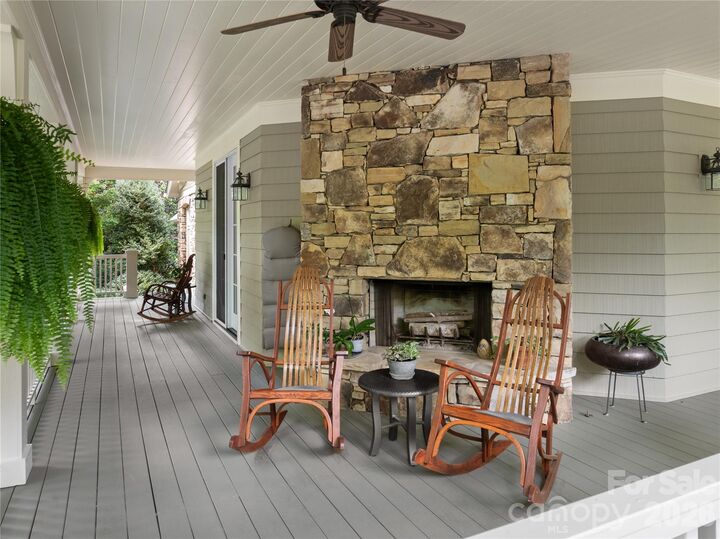 Property Photo: 38 Cheshire Drive NC 28711