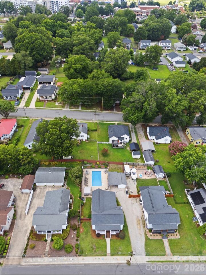 Property Photo: 114 York Avenue NC 28083