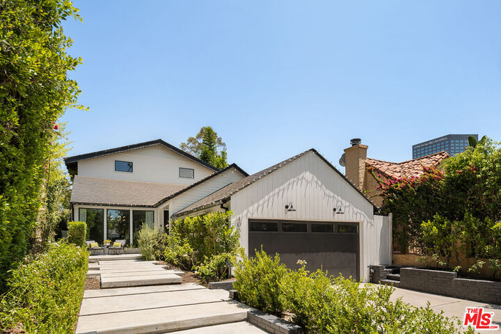 Property Photo:  4034 Denny Ave  CA 91604 
