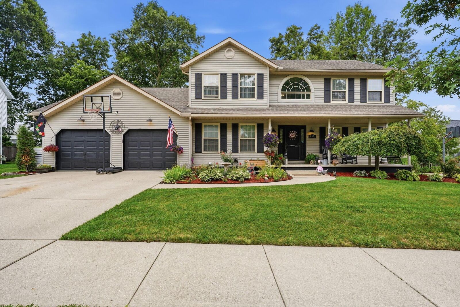 Property Photo: 451 Maranatha Drive OH 43040