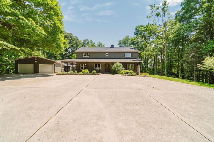 Property Photo: 23095 Buena Vista Road OH 43149