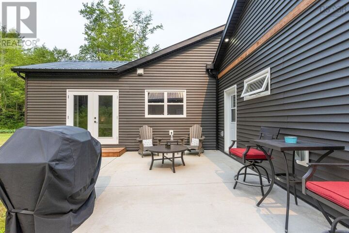 Property Photo: 6718 Highway 1 NS B4R 1B7
