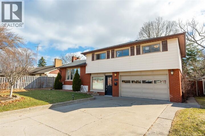 Photo de la propriété:  1174 Colborne Road  ON N7V 3L1 