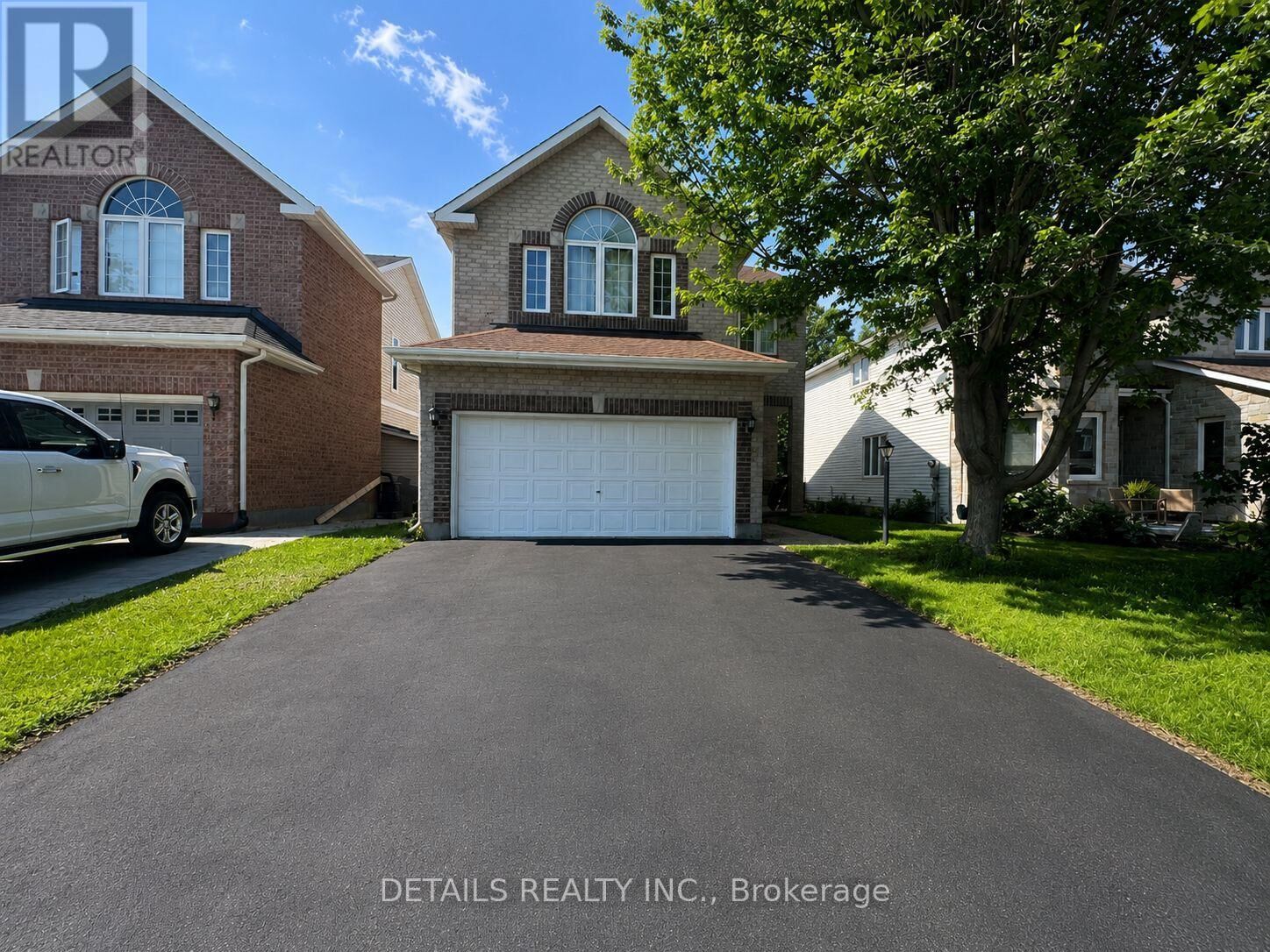 Property Photo:  78 Deerfox Drive  ON K2J 4W9 