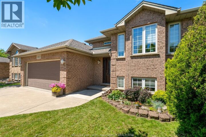 Property Photo: 3883 Aristotle Crescent ON N9G 2N9