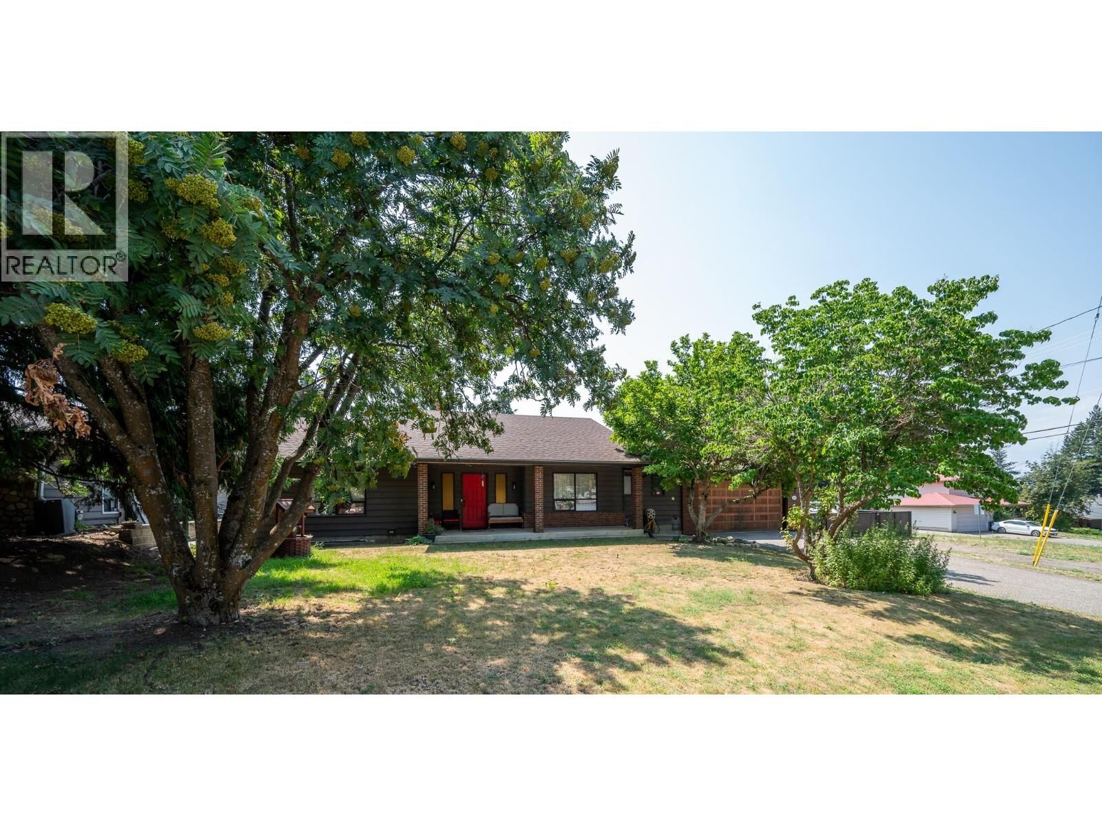 Property Photo: 610 Larkspur Road Road BC V1B 3J2