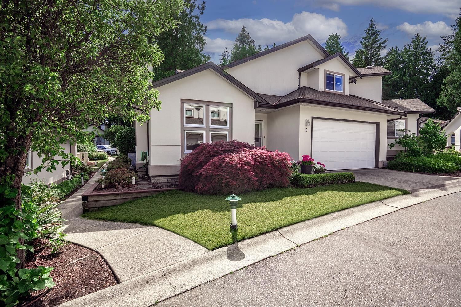 Property Photo: 13911 16th Avenue 15 BC V4A 1P8