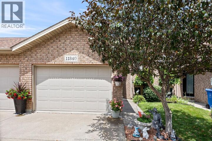 Property Photo: 11840 Boulder Crescent ON N8P 1Z4