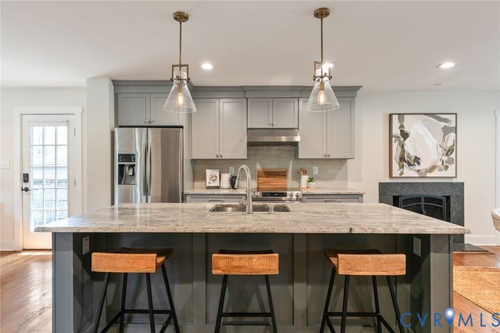 Property Photo: 5216 Monument Avenue VA 23226