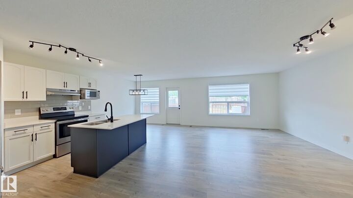 Property Photo: 524 90 Street SW AB T6X 1C1