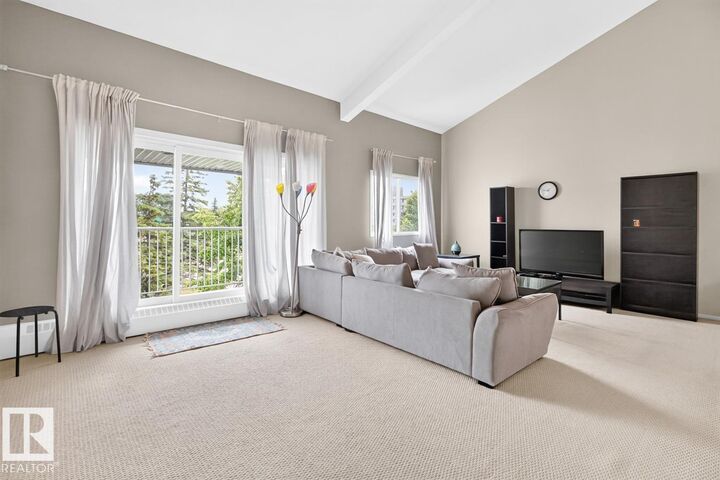 Property Photo: 4404 122 Street NW 421 AB T6J 4A9