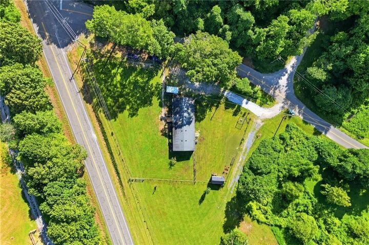 Property Photo:  945 Cape Trail  GA 30175 
