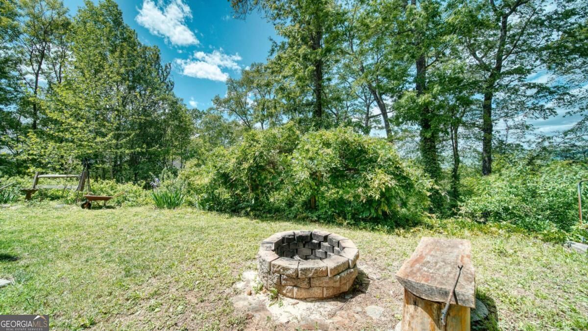 Property Photo:  911 Summit Way  GA 30512 