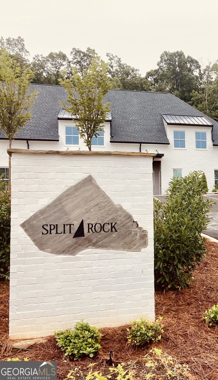 Property Photo: 119 Chateau Drive GA 30161