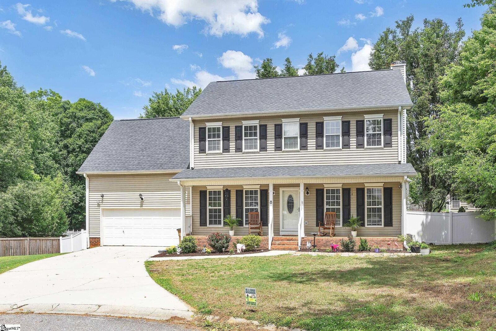 Property Photo:  8 Longspur Court  SC 29680 