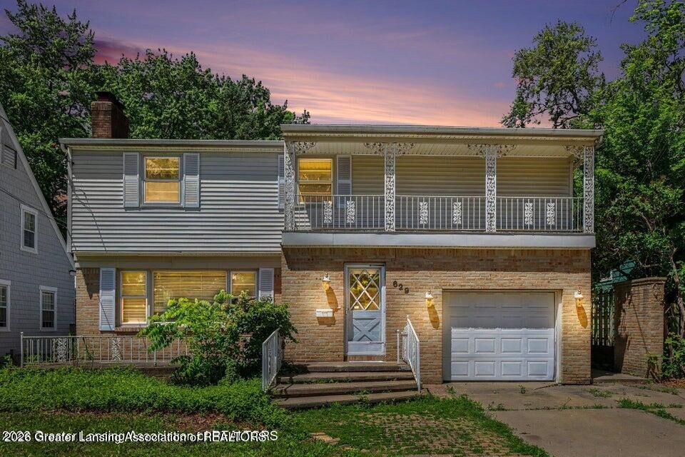 Property Photo: 629 Lasalle Boulevard MI 48912