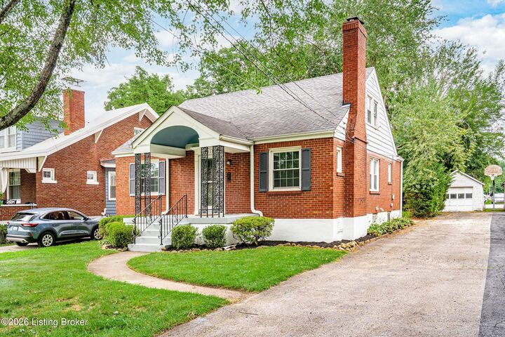 Property Photo:  3811 Grandview Ave  KY 40207 